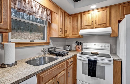 Stony Run Casa | The Hawk's Nest: 2-bedroom house. Hike to Hawk Mountain /Appalachian/Kempton, PA