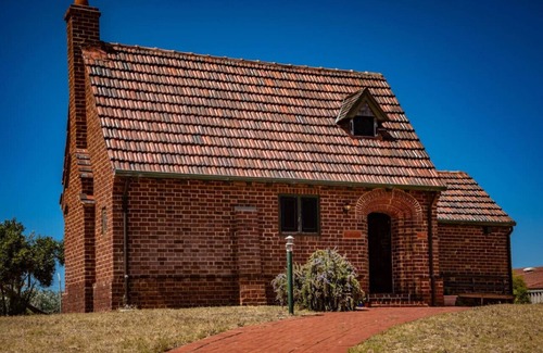 Geraldton Casa | The Hermitage, Historic building