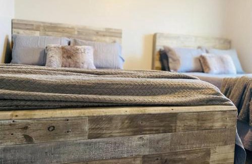 Bunnlevel Casa | The Herringbone Blue; Sleeps 20+ near Fort Bragg