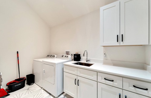 Old Seminole Heights Casa | The Hideaway - 3 Bed / 3.5 Bath on water in Tampa Bay