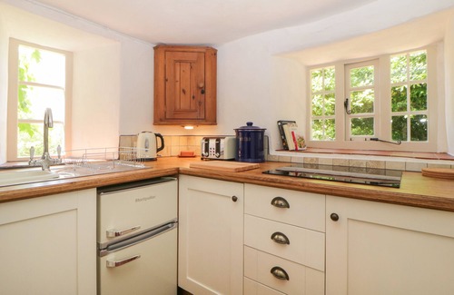 Ottery St Mary Cabaña | The Hideaway at Burrow Hill