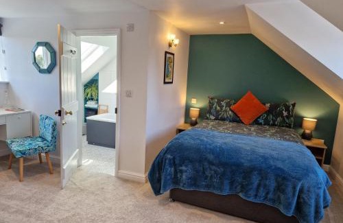 Wareham Casa | The Hideaway - Central Wareham