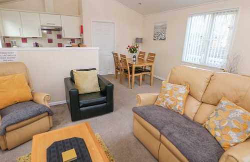 Amroth Cabaña | The Hideaway - Heritage Park