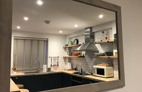 St Teath Apartamento | The Hideaway, Stylish, serene space in pretty Cornish village.