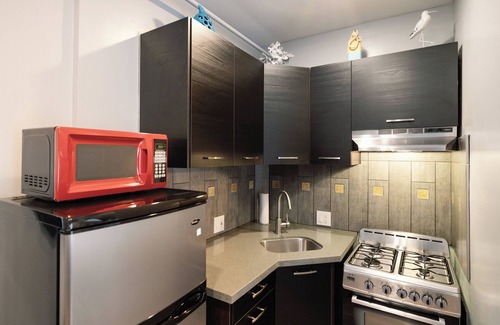 East Village Apartamento | The Historic Broadlind Hotel at Long Beach Convention Center