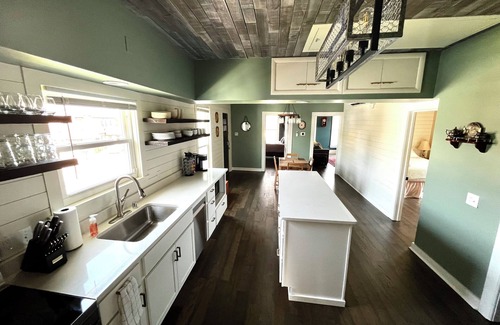 Sheboygan Falls Apartamento | The Historic Downtown Suite