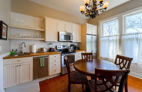 Wilmington Historic District Casa | The Historic Emerald Gem ~ Walk to Downtown Wilmington!