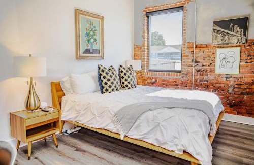 River District Casa | The Hive 207 Bees Knees