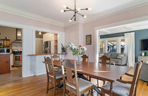 Hollywood District Casa | The Hollywood House