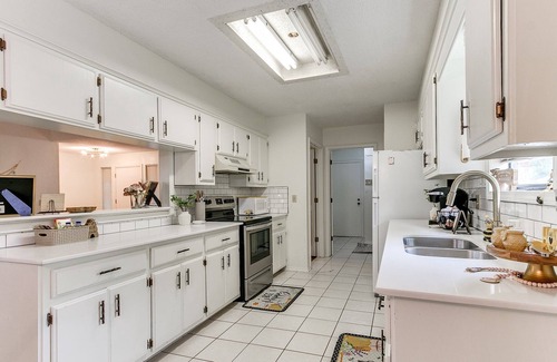 Oklahoma City Casa | The Home of Milk & Honey - Near Mercy & Turnpike