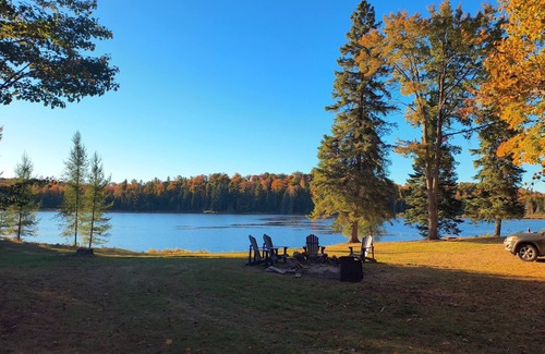 Hastings Highlands Cabina | The Homestead at Rutledge Lake