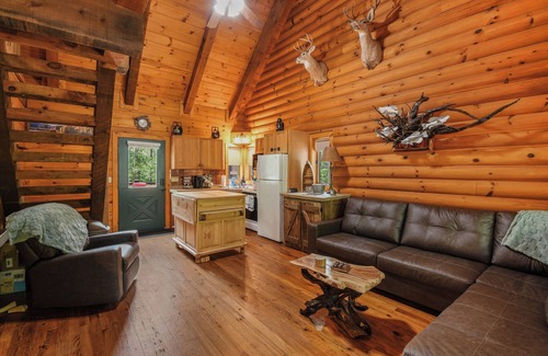 Warsaw Casa | The Honey Hole at Truman Lake