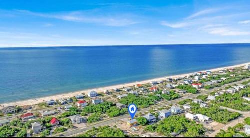 St. George Island Casa | The Honey Hole St George Island Pet Friendly-Heated Private pool West Gulf beaches