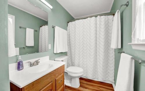 St. George Island Casa | The Honey Hole St George Island Pet Friendly-Heated Private pool West Gulf beaches