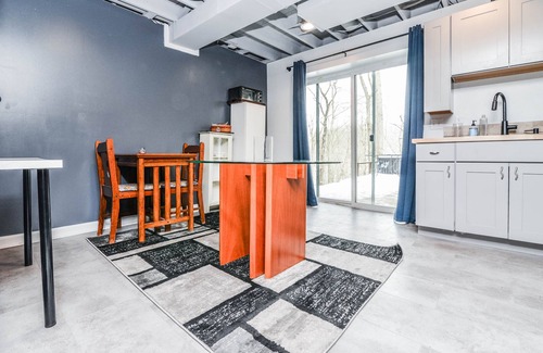 Bloomington Casa | The Hoosier Lake House