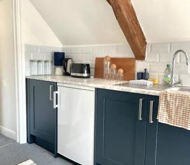 Cirencester Apartamento | The Hopps - New, Stylish Loft