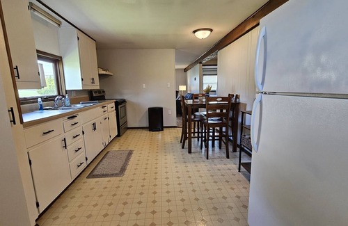 Stanford Casa | The House Next Door
