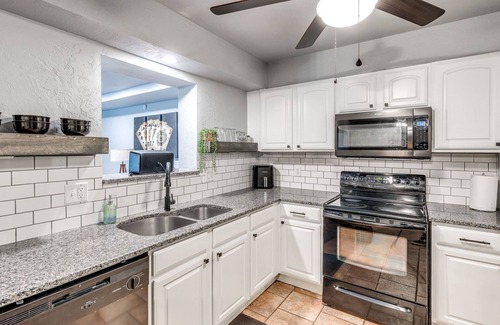 South Oklahoma City Casa | The House of Cards