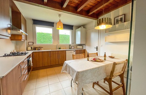 Bourg-Madame Casa | The House of Mary