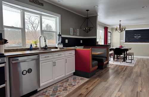 Mount Morris Casa | the HUB - 3 bedroom comfortable ranch home near Letchworth-Geneseo - connect!