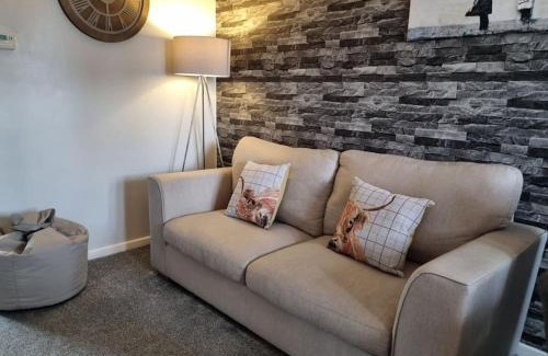 Cramlington Casa | The Humsford Hideaway 2 bedroom home with driveway