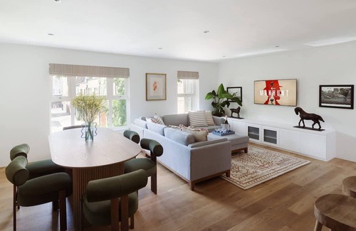 Colville Casa | The Iconic Portobello Mews House