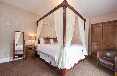 Halifax Hotel | The Imperial Crown Hotel