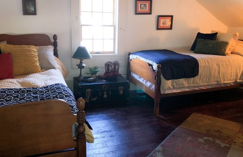 Wurtsboro Casa | La casa de la hierba de Ira
