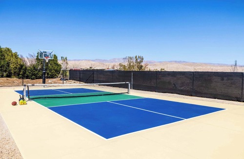 Thousand Palms Casa | the Jack Estate: 10 habitaciones, 8 baños, a 15 minutos de Palm Springs