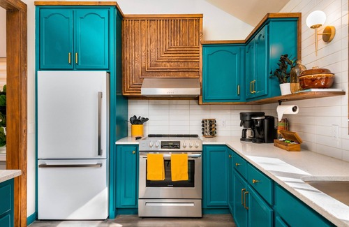 St. Elmo Improvement League Casa | The Jade | Stunning, On Walking Path w Hot tub & Pool