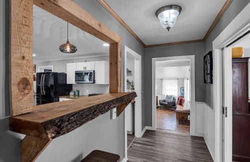 Ellicottville Casa | The Kelly House - 4 BR Historic Lodge - Downtown