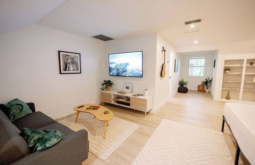 Gainesville Apartamento | The Key Reno'd Historic Studio! 1 Mile to UF & DT
