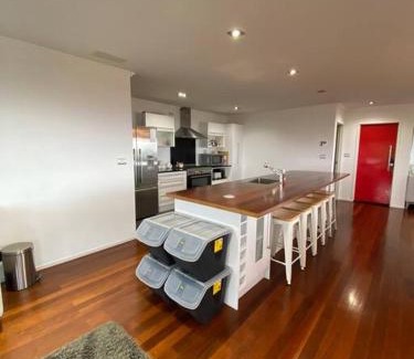 Cable Bay Casa | The King's Keep