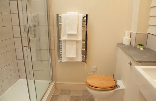 Malmesbury Hotel | The Kings Arms Coaching Inn