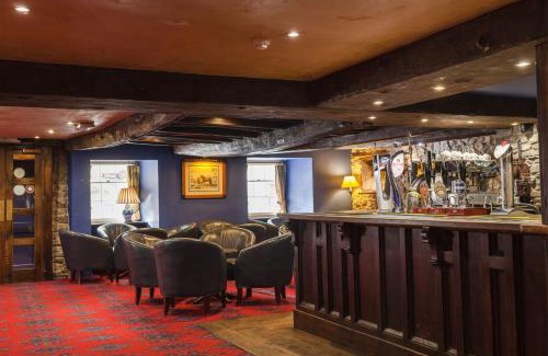 Llandovery Hotel | The Kings Head Inn