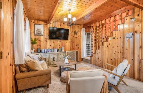 Duck Creek Village Chalet De Esquí | The Knotty Pine