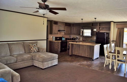 Bean Station Casa | El Lake House Lake front / Private Dock / Sleeps 12