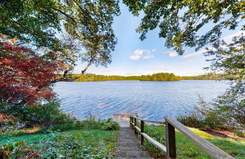 Plymouth Casa | The Lake House