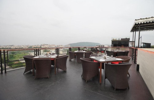 Shavri Colony Hotel | The Lake View Palace