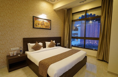 Shavri Colony Hotel | The Lake View Palace