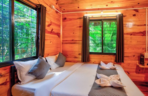 Candolim Hotel | The Lazy Cabanas