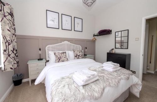 Ludwel Casa | The Lilley Pad in Ludlow Cosy, Central, Perfect for Couples, Netflix & Parking Permit