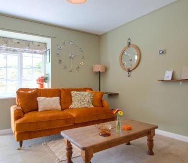 Ludwel Casa | The Lilley Pad in Ludlow Cosy, Central, Perfect for Couples, Netflix & Parking Permit