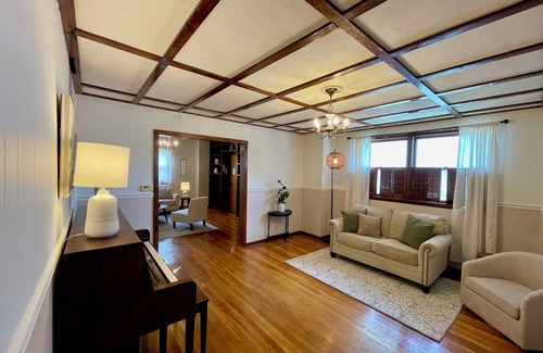 Mattoon Casa | The Little House on Prairie: Family-Friendly 2-Bedroom Getaway