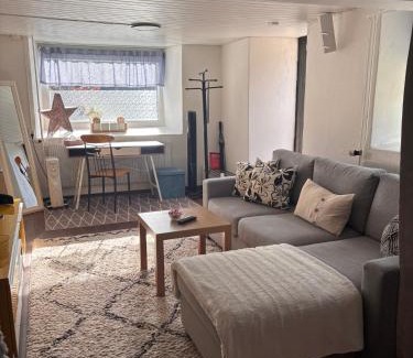 Boras Apartamento | The Little Nest Borås, Cozy Apartment with Parking
