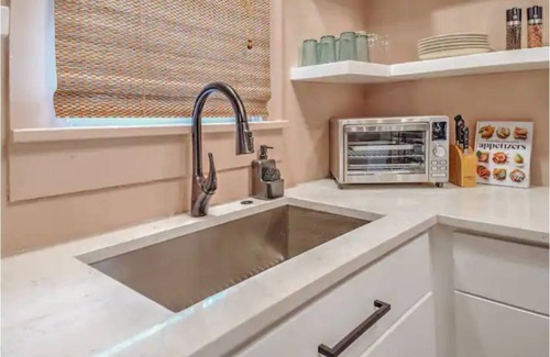 Joplin Casa | The Little Pink Flamingo on Fourth Clean + Cozy