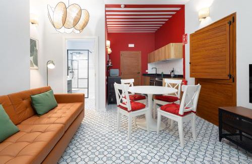 Campanar Apartamento | The Little Village Apartments