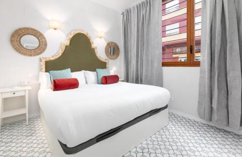 Campanar Apartamento | The Little Village Apartments