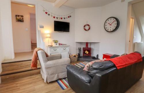 Milton-under-Wychwood Casa | The Little White Cottage