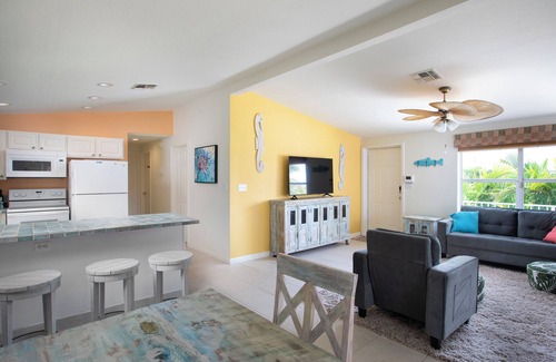 Geiger Key Casa | The Local's favorite spot.